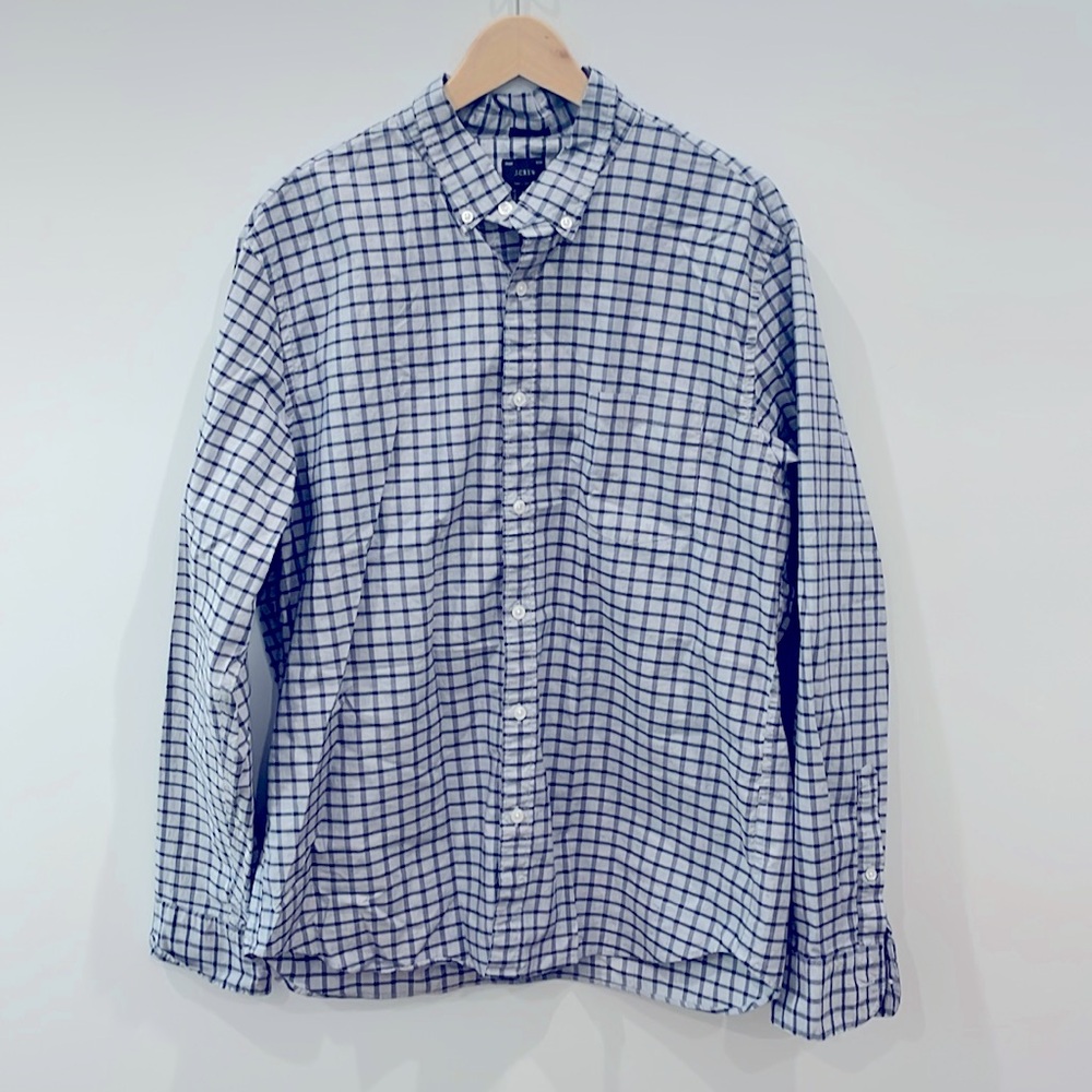 J Crew Men’s XL Button Down Shirt, Navy & Greyish-Blue Check pattern